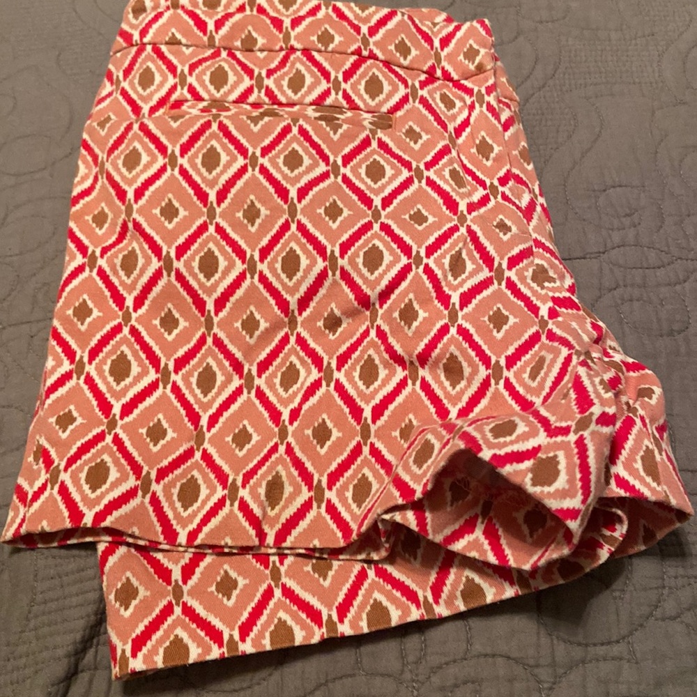 Ladies shorts size 6